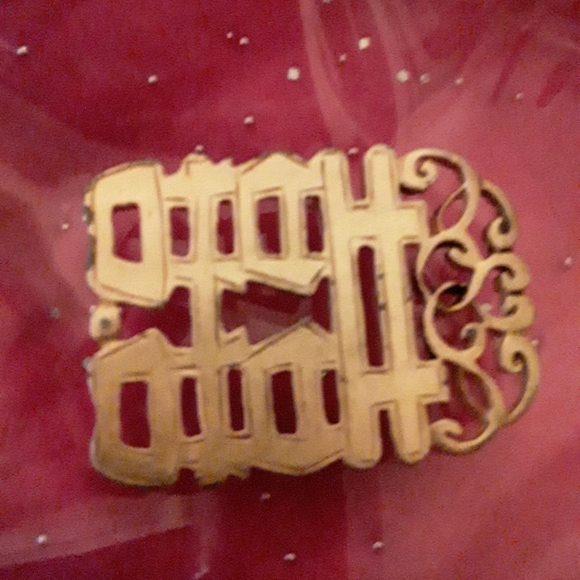 Gold Unique Brooch - Picture 2 of 6